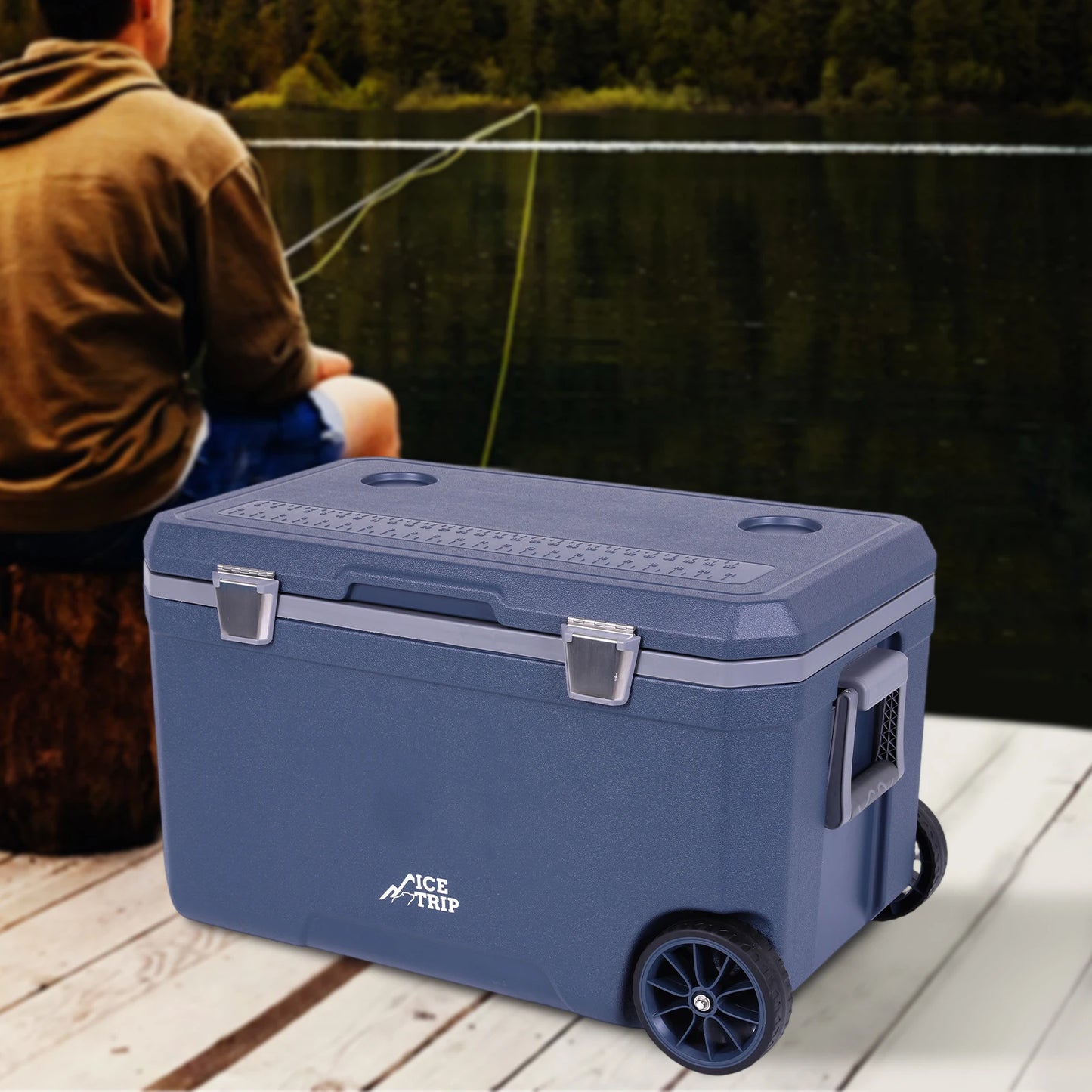 72L Ultra-Light Wheeled Cooler.